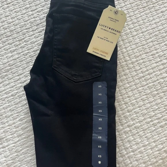 Lucky 🍀 Brand Legging - Picture 2 of 6